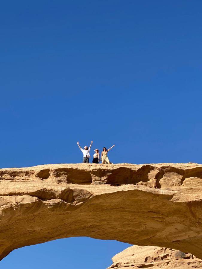 Wadi Rum Hugo Camp Exterior photo