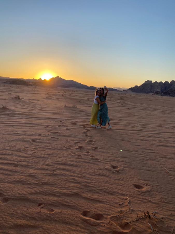 Wadi Rum Hugo Camp Exterior photo